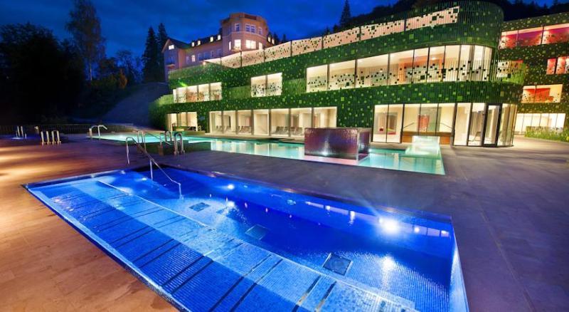 Rimske Terme - Hotel Zdraviliski Dvor リムスケ・トプリツェ エクステリア 写真