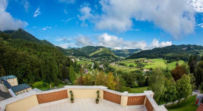 Rimske Terme - Hotel Zdraviliski Dvor リムスケ・トプリツェ エクステリア 写真