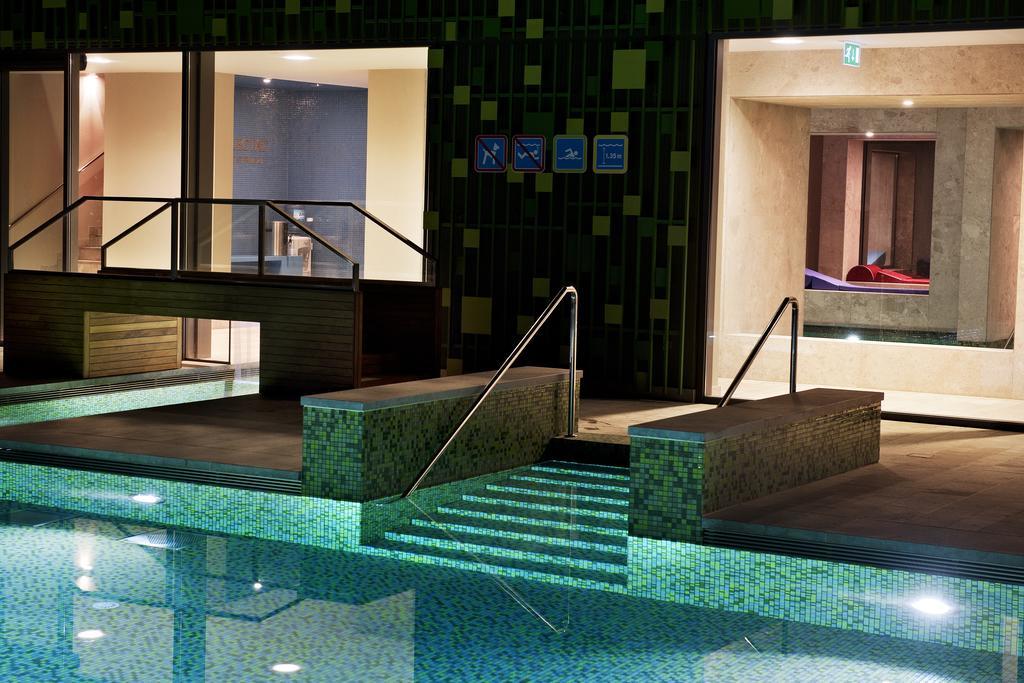 Rimske Terme - Hotel Zdraviliski Dvor リムスケ・トプリツェ エクステリア 写真