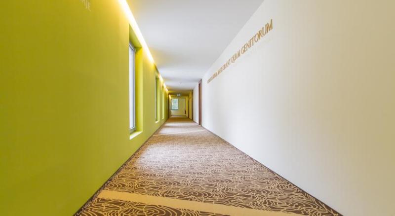 Rimske Terme - Hotel Zdraviliski Dvor リムスケ・トプリツェ エクステリア 写真