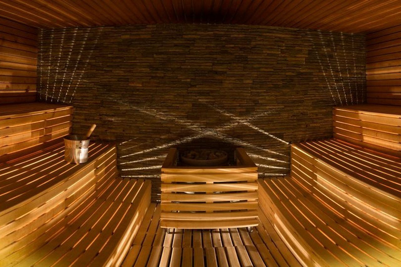 Rimske Terme - Hotel Zdraviliski Dvor リムスケ・トプリツェ エクステリア 写真